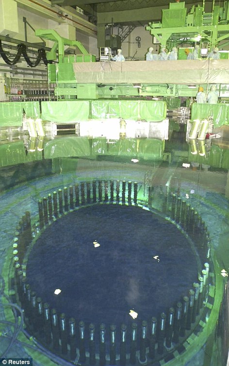 repairs in Reactor 4 before quake
